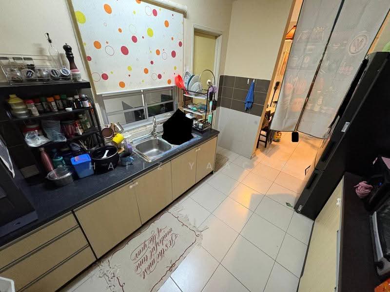 Apartment for Sale at Bayu 1 Residence - Hafiz Yaacob - Kitchen - PropertyGuru.com.my