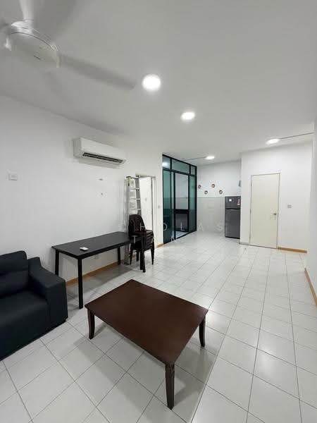 Pangsapuri untuk Disewa di Residensi Bintawa Riverfront (PR1MA @ Bintawa Riverfront) - Nicholas Tan - Living Room - PropertyGuru.com.my