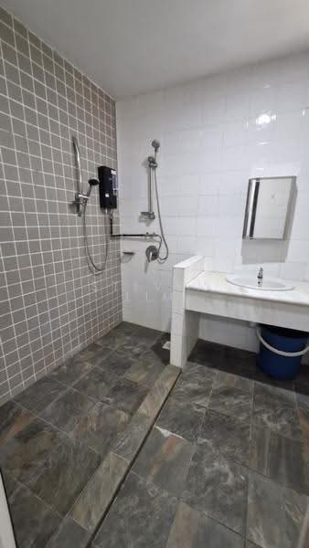 2-storey Terraced House for Sale in Desa Parkcity (Kuala Lumpur) - Steven Lim - Bathroom - PropertyGuru.com.my