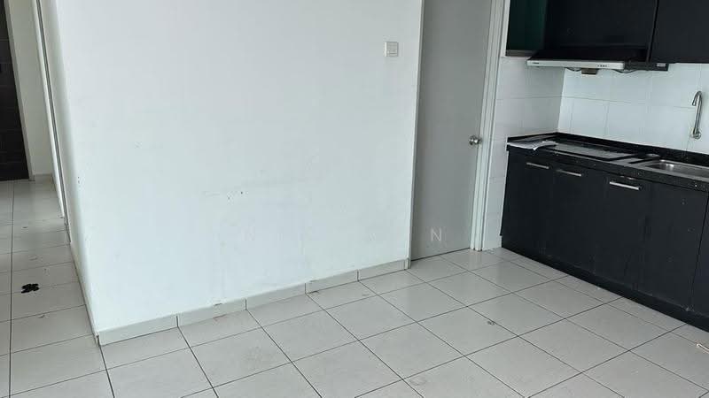 Kediaman Servis untuk Dijual di The Zizz @ Damansara North - Nic Tan - Kitchen - PropertyGuru.com.my