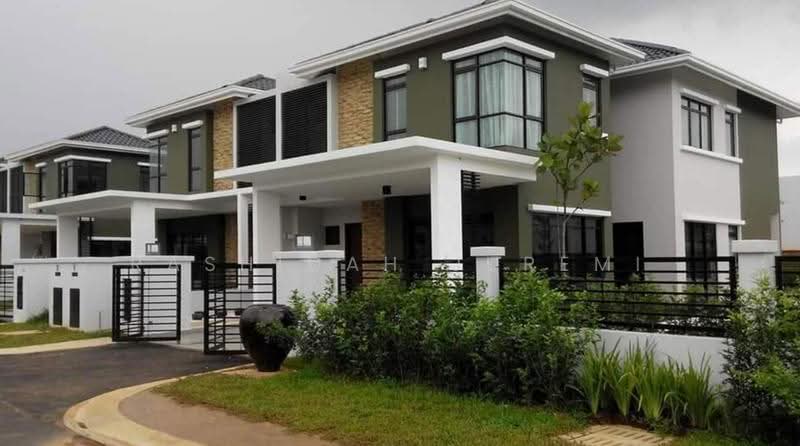 Semi-Detached House for Sale in Shah Alam (Selangor) - Rashidah Juremi - Exterior - PropertyGuru.com.my