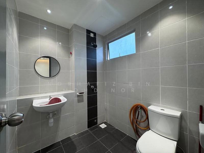 Rumah Teres 2-Tingkat untuk Dijual di Kuala Selangor (Selangor) - Norhafiz Bin Mohd Nor - Bathroom - PropertyGuru.com.my