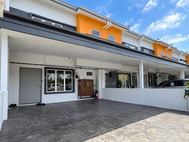 Rumah Teres 2-Tingkat untuk Dijual di Kuala Selangor (Selangor) - Norhafiz Bin Mohd Nor - Exterior - PropertyGuru.com.my