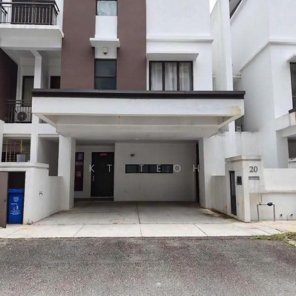 Townhouse for Sale in Seksyen U9 (Shah Alam) - KT Teoh - Exterior - PropertyGuru.com.my