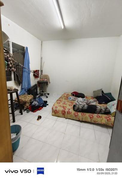 Rumah Flat untuk Dijual di Lestari Apartment - Mohd Riduan - Bedroom - PropertyGuru.com.my