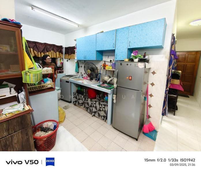 Rumah Flat untuk Dijual di Lestari Apartment - Mohd Riduan - Kitchen - PropertyGuru.com.my