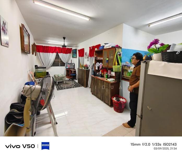 Rumah Flat untuk Dijual di Lestari Apartment - Mohd Riduan - Living Room - PropertyGuru.com.my
