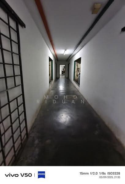 Rumah Flat untuk Dijual di Lestari Apartment - Mohd Riduan - Corridor - PropertyGuru.com.my