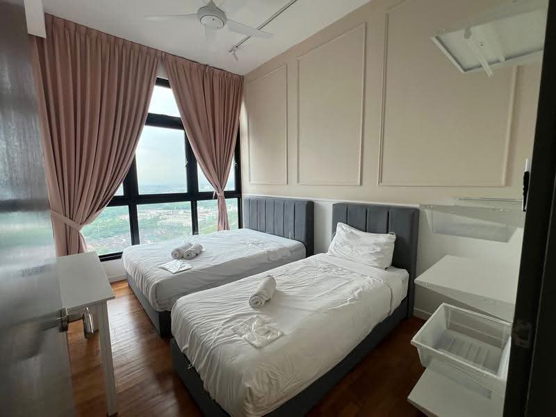Kediaman Servis untuk Dijual di Paradigm Residence - Gabriel Ong - Bedroom - PropertyGuru.com.my