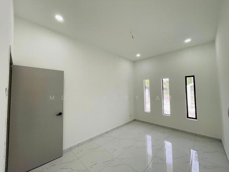 1-storey Terraced House for Sale in Taman Petaling Indah (Klang) - Mohd Adryzam - Interior - PropertyGuru.com.my