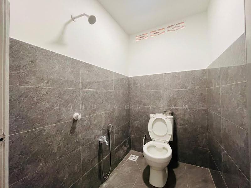 1-storey Terraced House for Sale in Taman Petaling Indah (Klang) - Mohd Adryzam - PropertyGuru.com.my