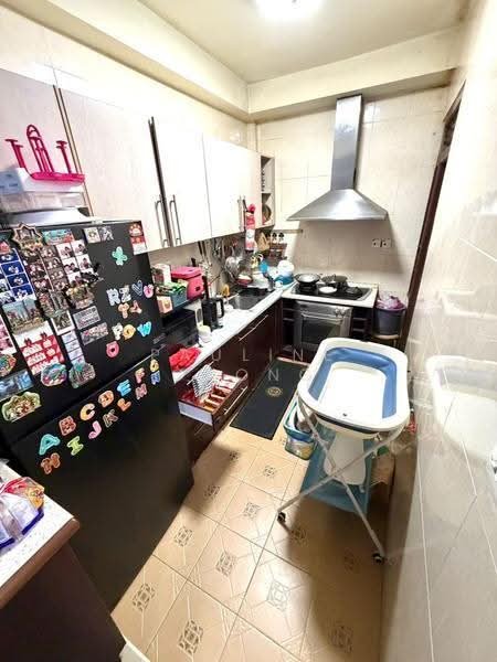 Kondominium untuk Dijual di Indah Condominium - Pauline Chong - Kitchen - PropertyGuru.com.my