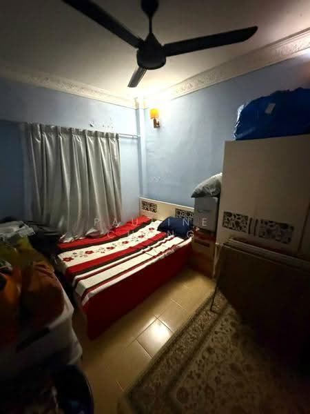 Kondominium untuk Dijual di Indah Condominium - Pauline Chong - Bedroom - PropertyGuru.com.my