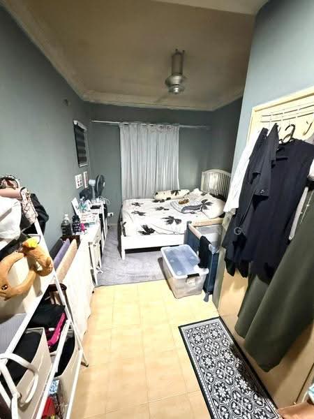 Kondominium untuk Dijual di Indah Condominium - Edwin Wong - Bedroom - PropertyGuru.com.my