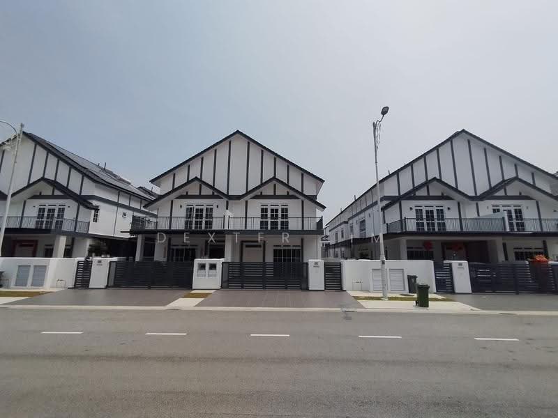 Rumah Kluster untuk Dijual di Taman Ekoflora (Johor Bahru) - Dexter Lim - Exterior - PropertyGuru.com.my