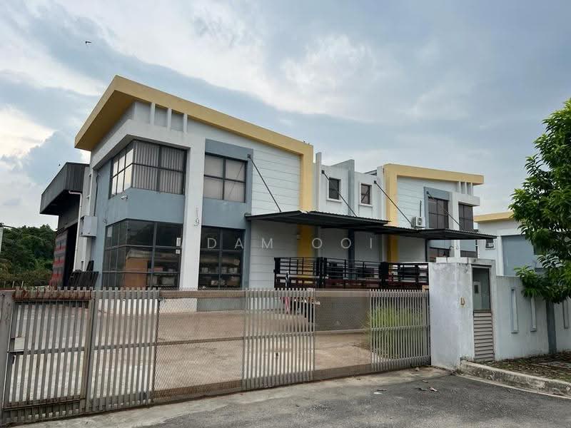 Semi-D Factory for Sale in Semenyih (Selangor) - Adam Ooi - Exterior - PropertyGuru.com.my