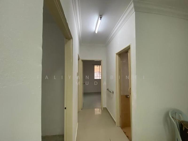 Flat for Sale at Sri Indah - Faliyana binti Muda - PropertyGuru.com.my