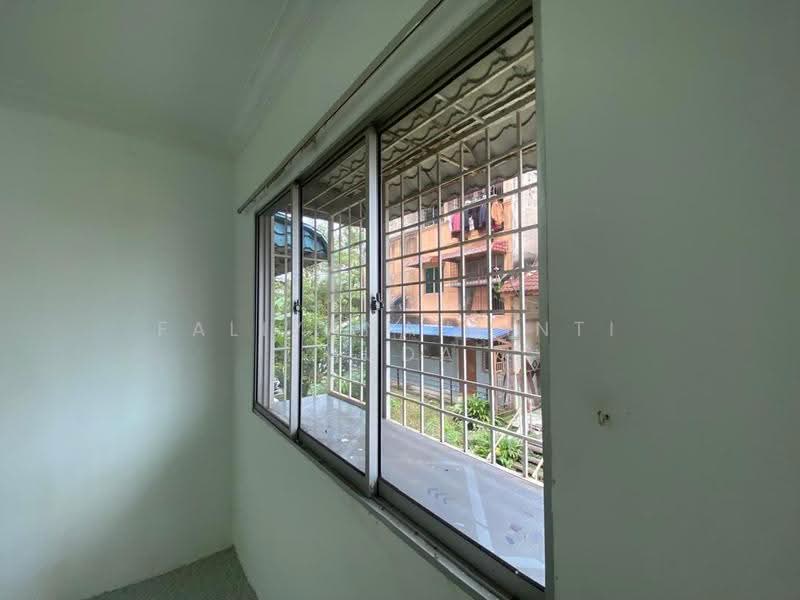 Flat for Sale at Sri Indah - Faliyana binti Muda - PropertyGuru.com.my