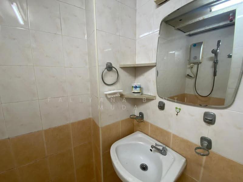 Flat for Sale at Sri Indah - Faliyana binti Muda - PropertyGuru.com.my