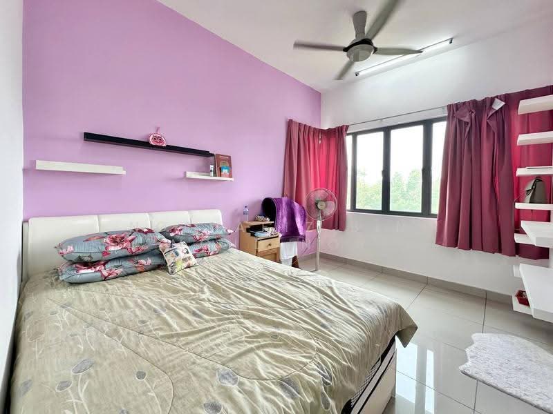 Kediaman Servis untuk Dijual di Almyra Residences - Norhafiz Bin Mohd Nor - Bedroom - PropertyGuru.com.my
