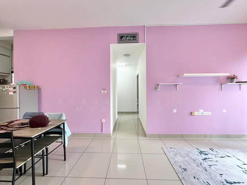 Kediaman Servis untuk Dijual di Almyra Residences - Norhafiz Bin Mohd Nor - Dining Room - PropertyGuru.com.my