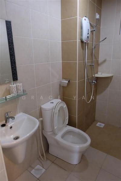 Service Residence for Rent at Pangsapuri Tanah Emas (Golden Sands) - Grace Yan - Bathroom - PropertyGuru.com.my