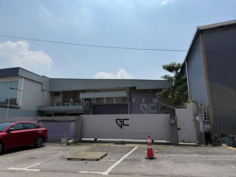Semi-D Factory for Rent in Kota Damansara (Selangor) - Angel Yew - Exterior - PropertyGuru.com.my