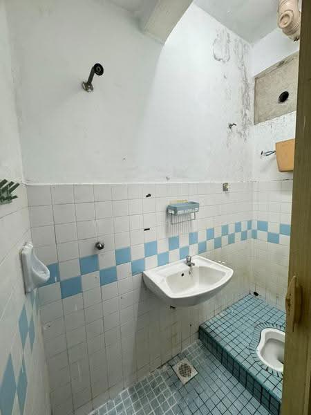 2-storey Terraced House for Rent in Taman Cheras Jaya (Cheras) - Wai Ann Teng - Bathroom - PropertyGuru.com.my