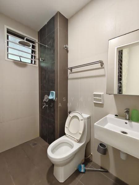 3-storey Terraced House for Sale in Alam Impian (Shah Alam) - Amsyar Jamil - PropertyGuru.com.my