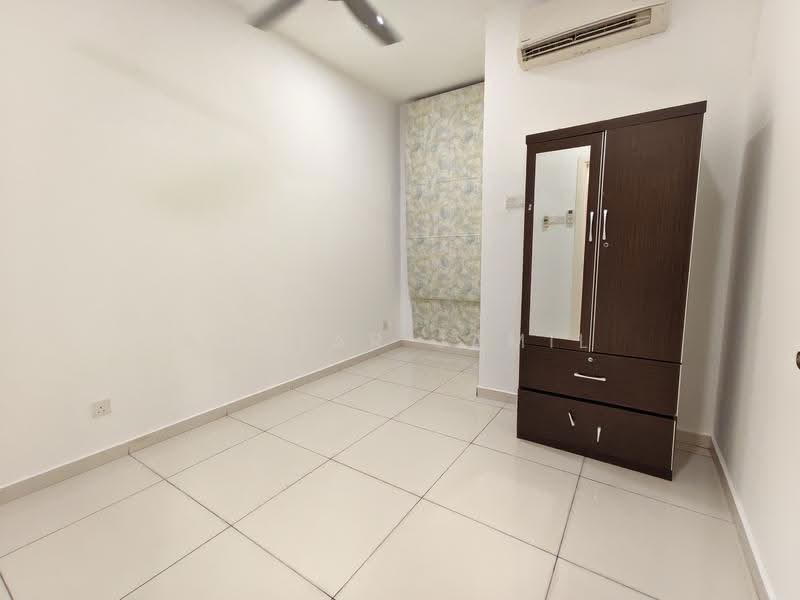 3-storey Terraced House for Sale in Alam Impian (Shah Alam) - Amsyar Jamil - PropertyGuru.com.my