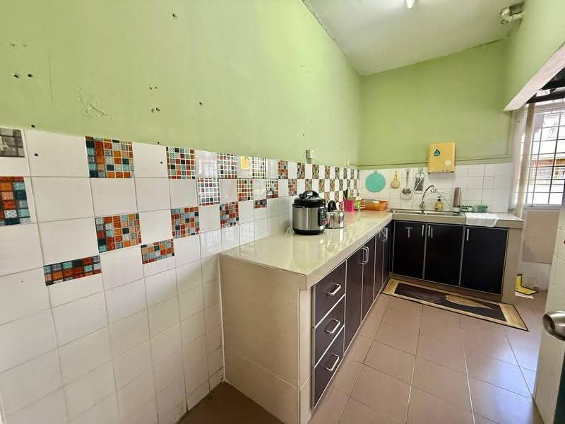 Apartment for Sale at Daisy Apartment Taman Kinrara Seksyen 2 - Faliyana binti Muda - PropertyGuru.com.my