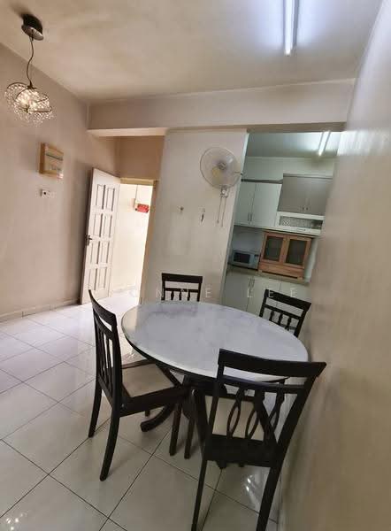 Pangsapuri untuk Disewa di Pangsapuri Sri Mekar 1 - Yvonne Lee - Dining Room - PropertyGuru.com.my