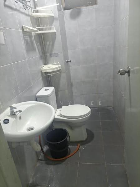 Condominium for Rent at Residensi Zamrud - Benny Lee - Bathroom - PropertyGuru.com.my