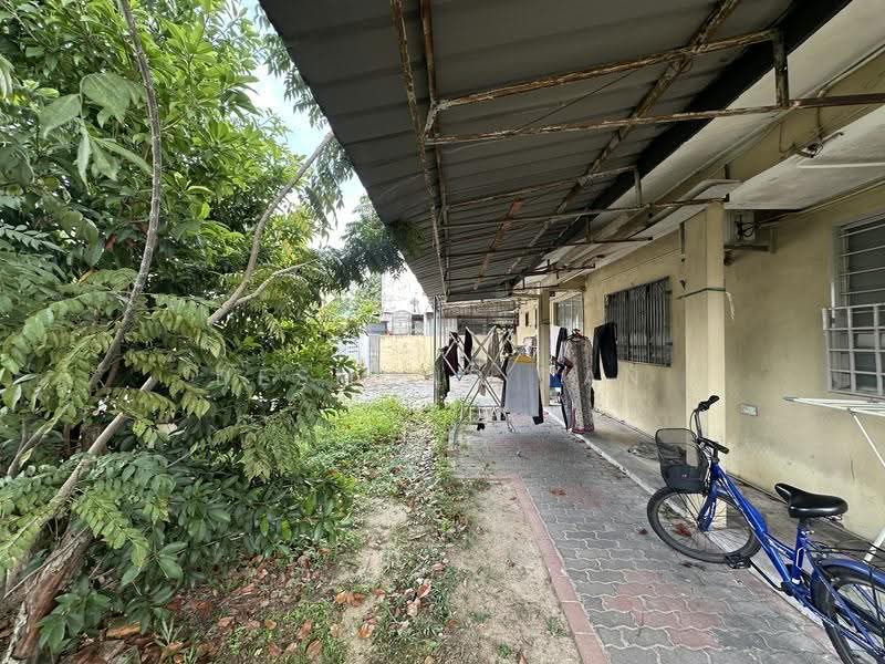 2-storey Terraced House for Sale in Damansara Jaya (Petaling Jaya) - Desmond Tan - Exterior - PropertyGuru.com.my