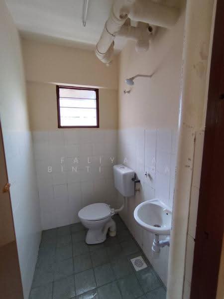 Pangsapuri untuk Dijual di Taman Petaling Utama Flat - Faliyana binti Muda - PropertyGuru.com.my