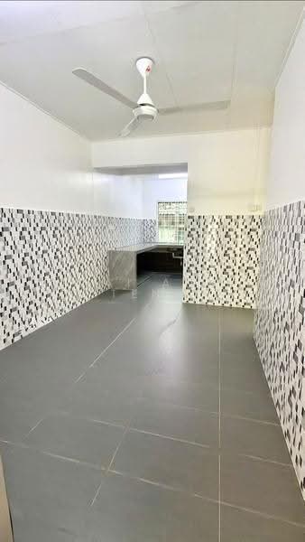 1-storey Terraced House for Rent in Bandar Kinrara Seksyen 3 (Bandar Kinrara) - Wai Ann Teng - Kitchen - PropertyGuru.com.my