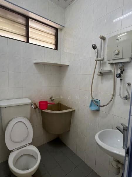 Apartment for Sale at Desa Permata Pearl Block 9 - Li Fang - Bathroom - PropertyGuru.com.my