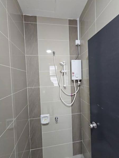 2-storey Terraced House for Rent in Taman Glenmarie (Johor Bahru) - John Sia - Bathroom - PropertyGuru.com.my