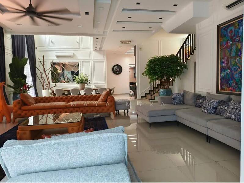 Rumah Berkembar untuk Dijual di Kajang (Selangor) - Maya Myra - Living Room - PropertyGuru.com.my