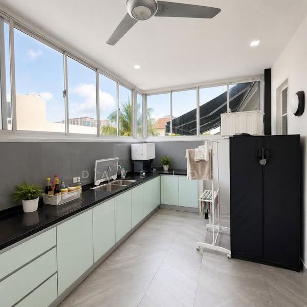 Semi-Detached House for Rent in Damansara Heights (Kuala Lumpur) - Dave Loh - Kitchen - PropertyGuru.com.my