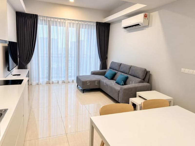 Kediaman Servis untuk Disewa di The Sentral Suites - Jay Selvam - Living Room - PropertyGuru.com.my