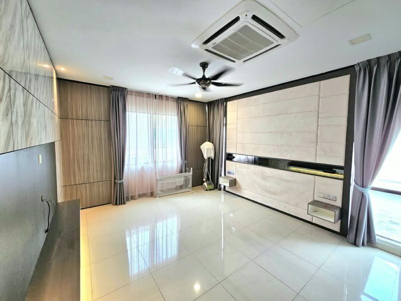 3-storey Terraced House for Sale in Kinrara Residence (Puchong) - John Lee - Living Room - PropertyGuru.com.my