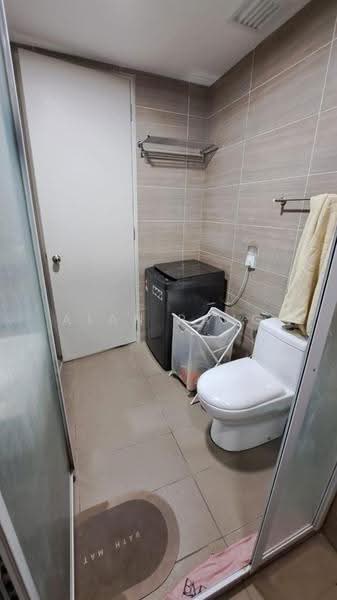 Kediaman Servis untuk Dijual di 28 Boulevard - Alan Pang - Bathroom - PropertyGuru.com.my