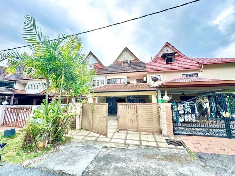 2.5-storey Terraced House for Sale in Bukit Antarabangsa (Ulu Kelang) - Norhafiz Bin Mohd Nor - Exterior - PropertyGuru.com.my