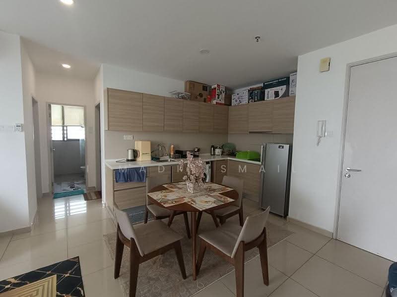 Kediaman Servis untuk Dijual di i-Suite @ i-City - Ismadi Ismail - Kitchen - PropertyGuru.com.my