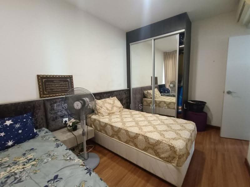 Kediaman Servis untuk Dijual di i-Suite @ i-City - Ismadi Ismail - Bedroom - PropertyGuru.com.my