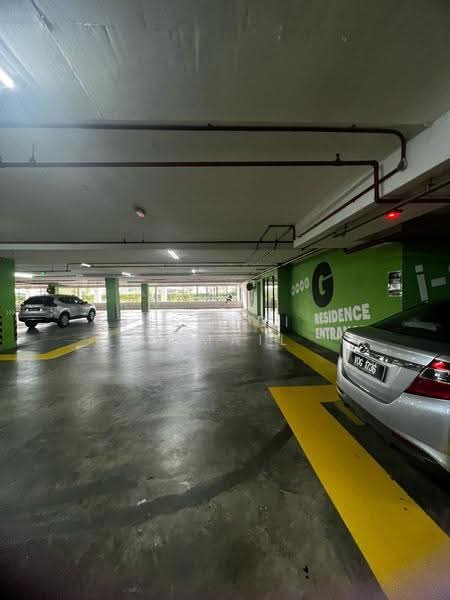 Kediaman Servis untuk Dijual di i-Suite @ i-City - Ismadi Ismail - Car Park - PropertyGuru.com.my