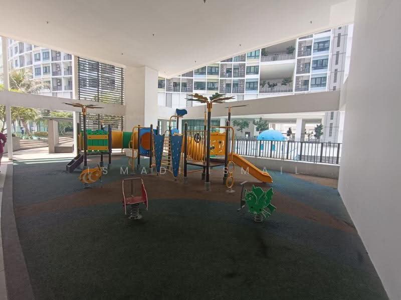 Kediaman Servis untuk Dijual di i-Suite @ i-City - Ismadi Ismail - Exterior - PropertyGuru.com.my