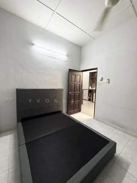 1-storey Terraced House for Rent in Taman Bagan (Butterworth) - Yvonne Lee - Bedroom - PropertyGuru.com.my