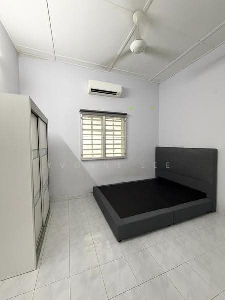 1-storey Terraced House for Rent in Taman Bagan (Butterworth) - Yvonne Lee - Bedroom - PropertyGuru.com.my